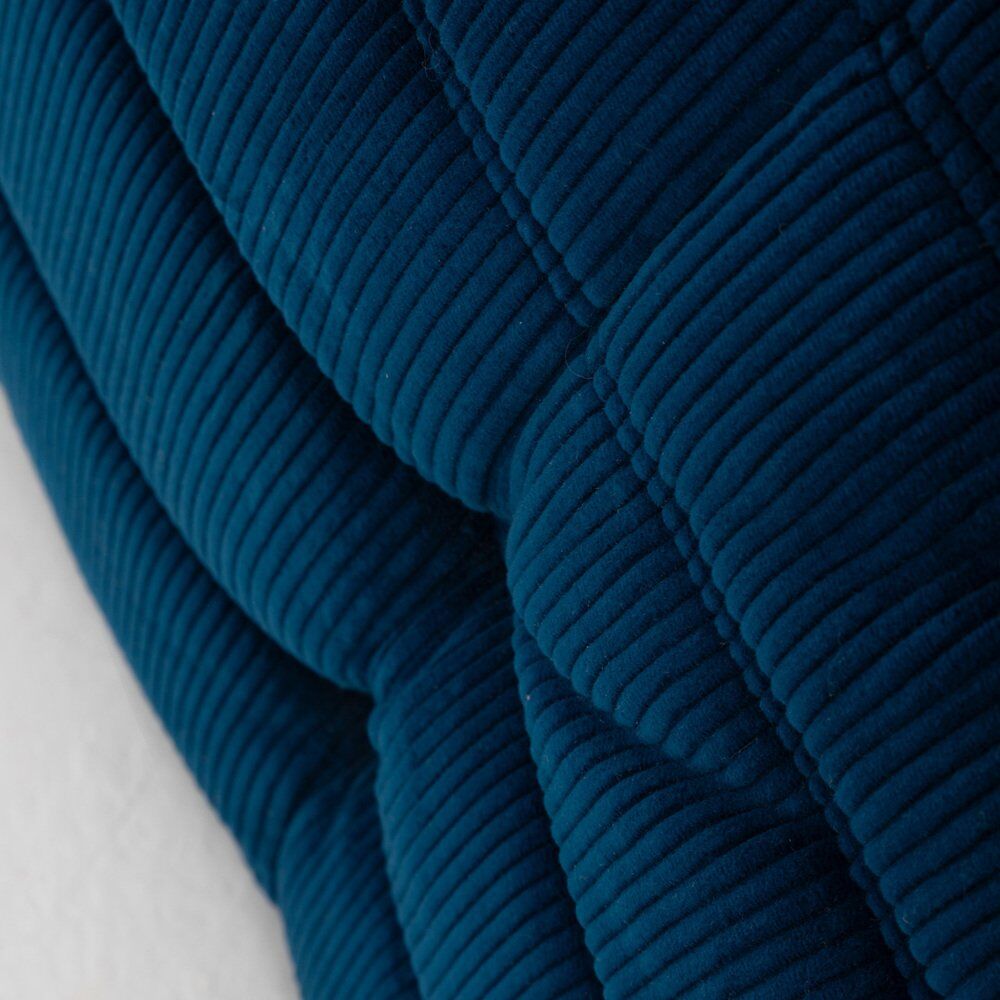 Canapé trois places Togo en tissu bleu foncé par Michel Ducaroy pour Ligne Roset