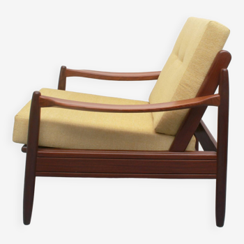 Fauteuil années 1960 jaune pâle, coussins neufs