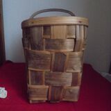 Basket, made of bamboo
