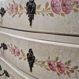 Louis XV style chest of drawers painted with flowers, Italian manufacture