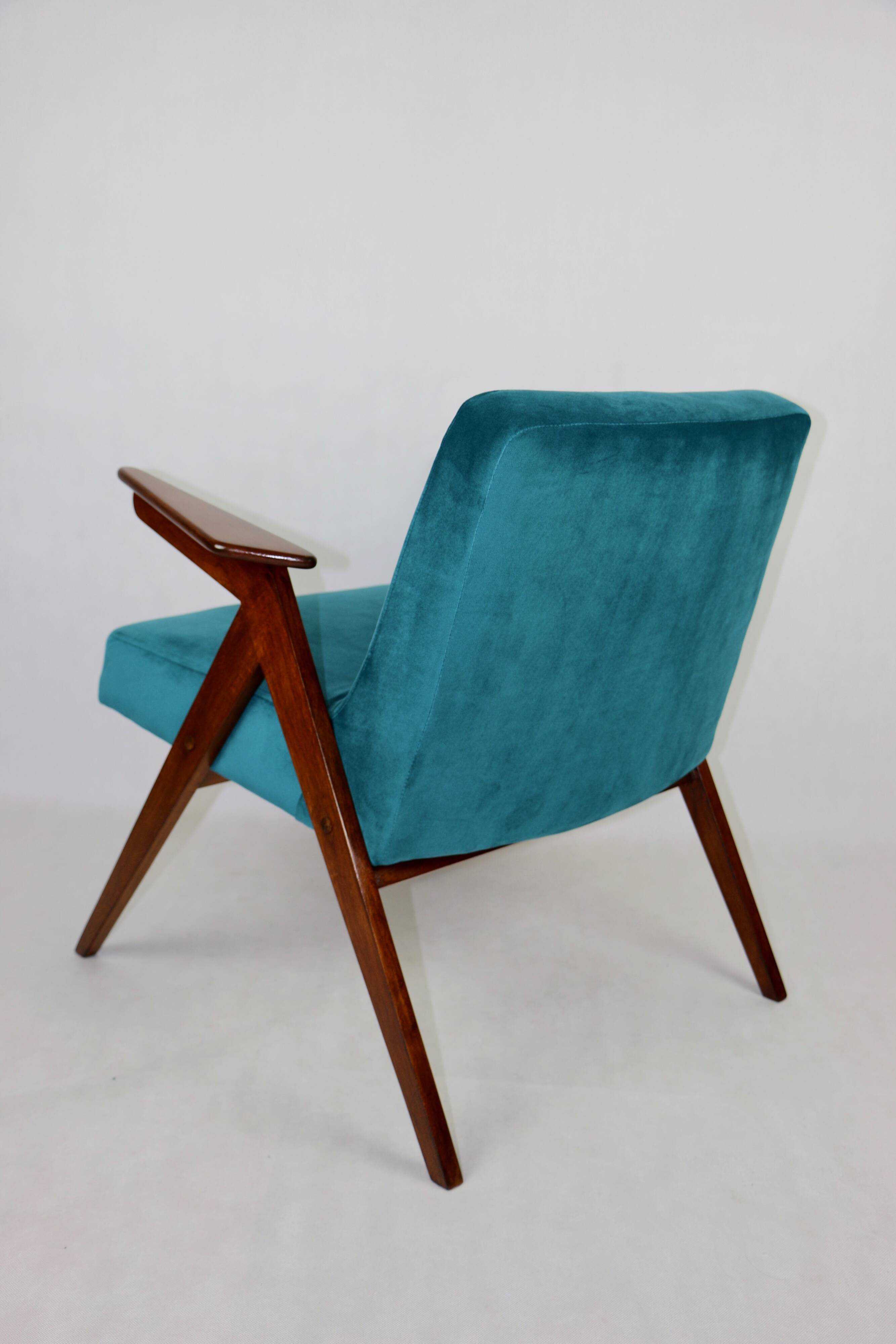 Fauteuil Bunny Vert Pétrole attribué à Józef Chierowski, 1970