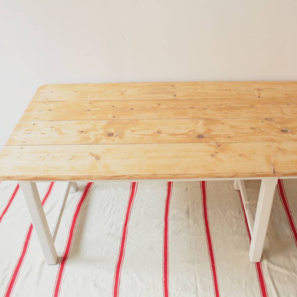 Farmhouse table