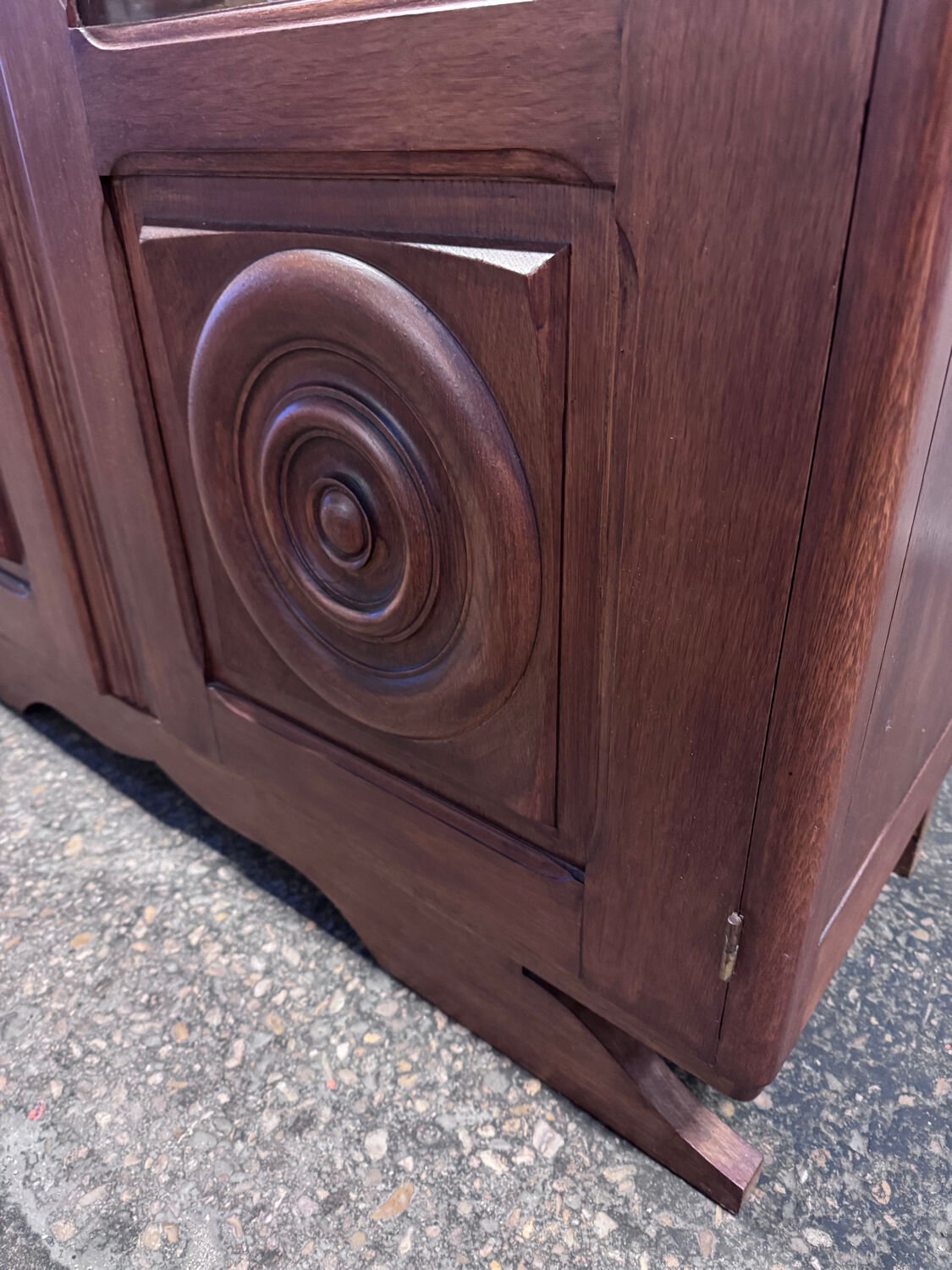 Art Deco display cabinet bookshelf