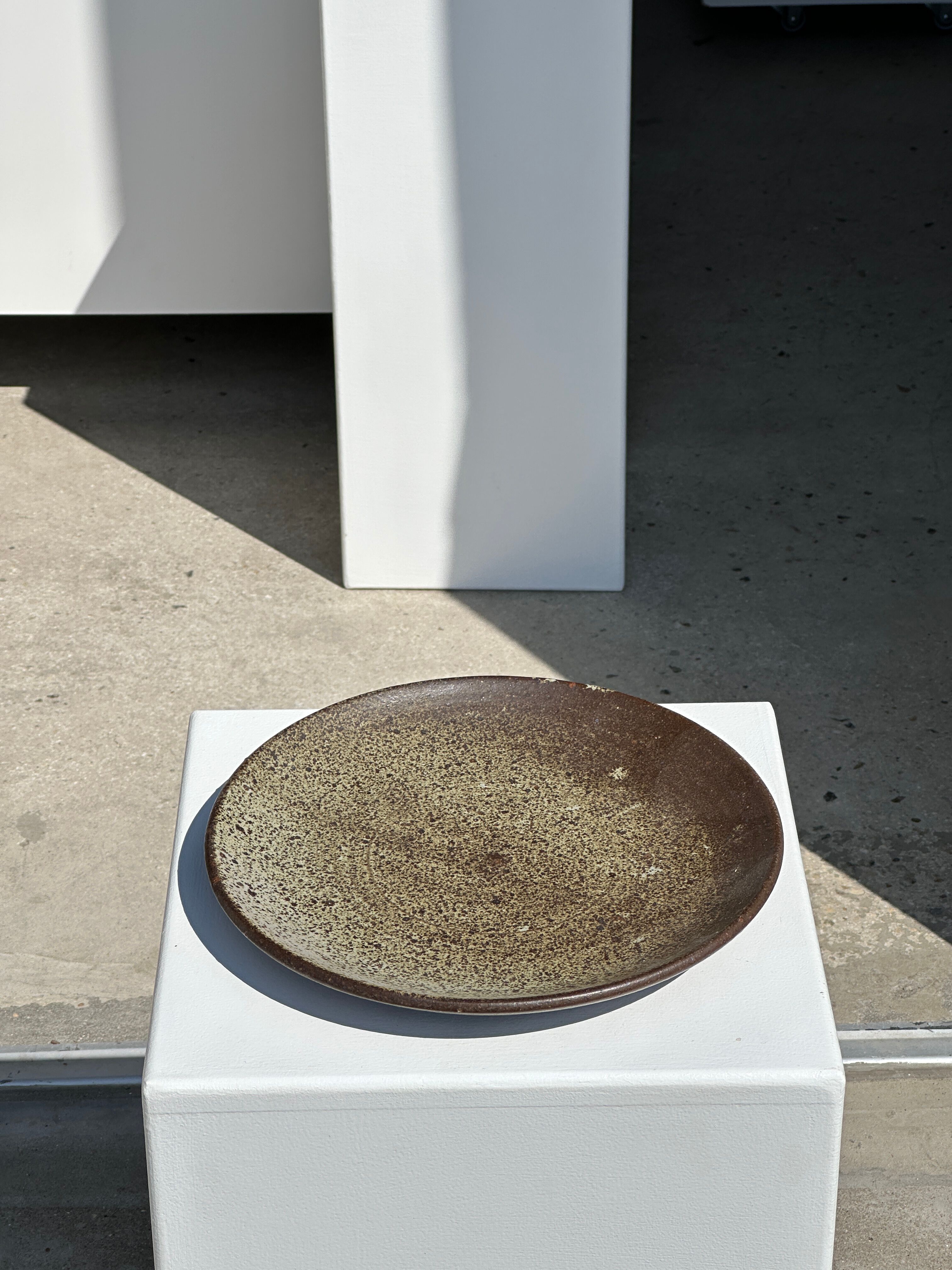 Indonesian green ceramic dish D:26.5