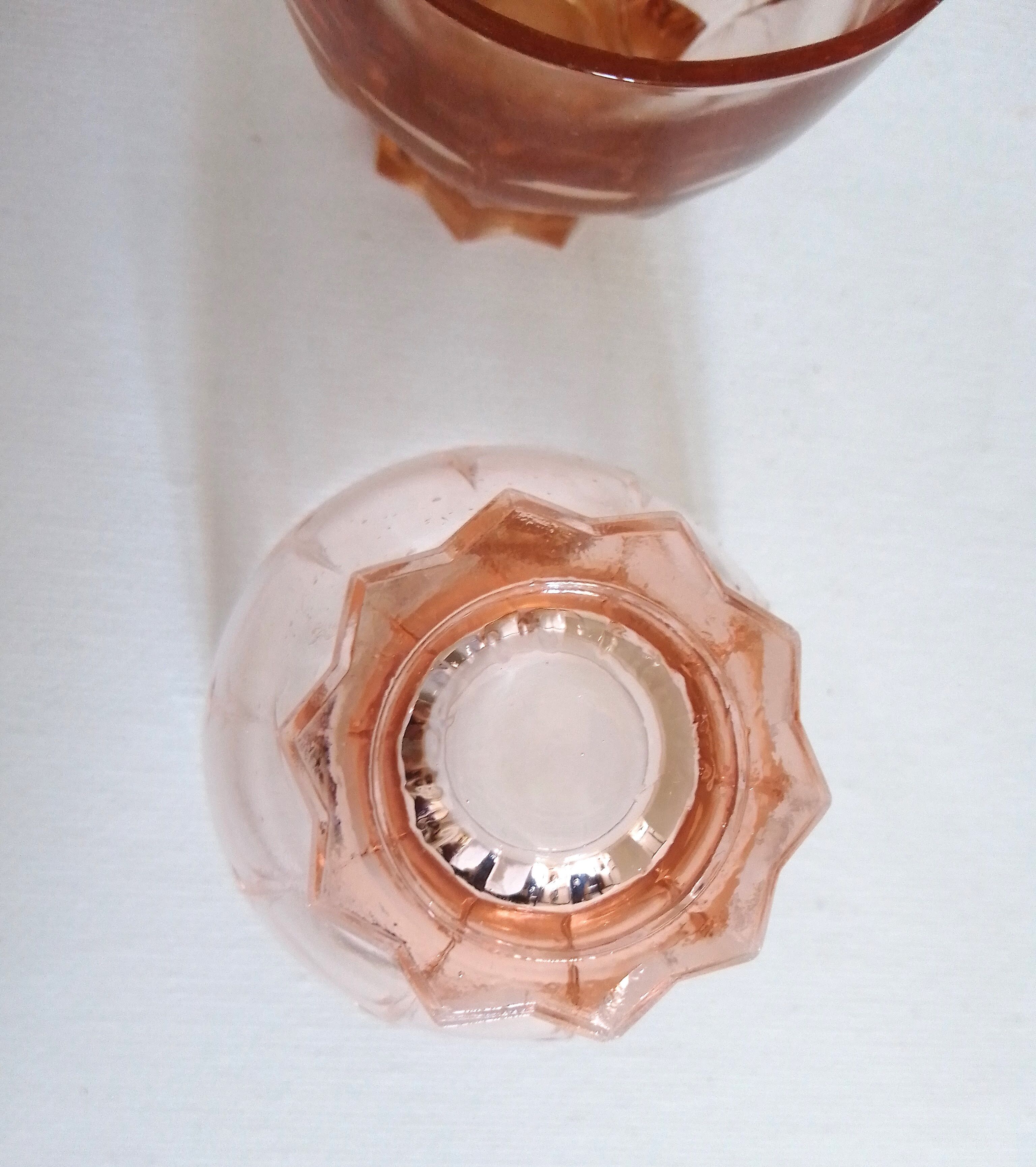 Set of 4 pink digestive glasses, Luminarc
