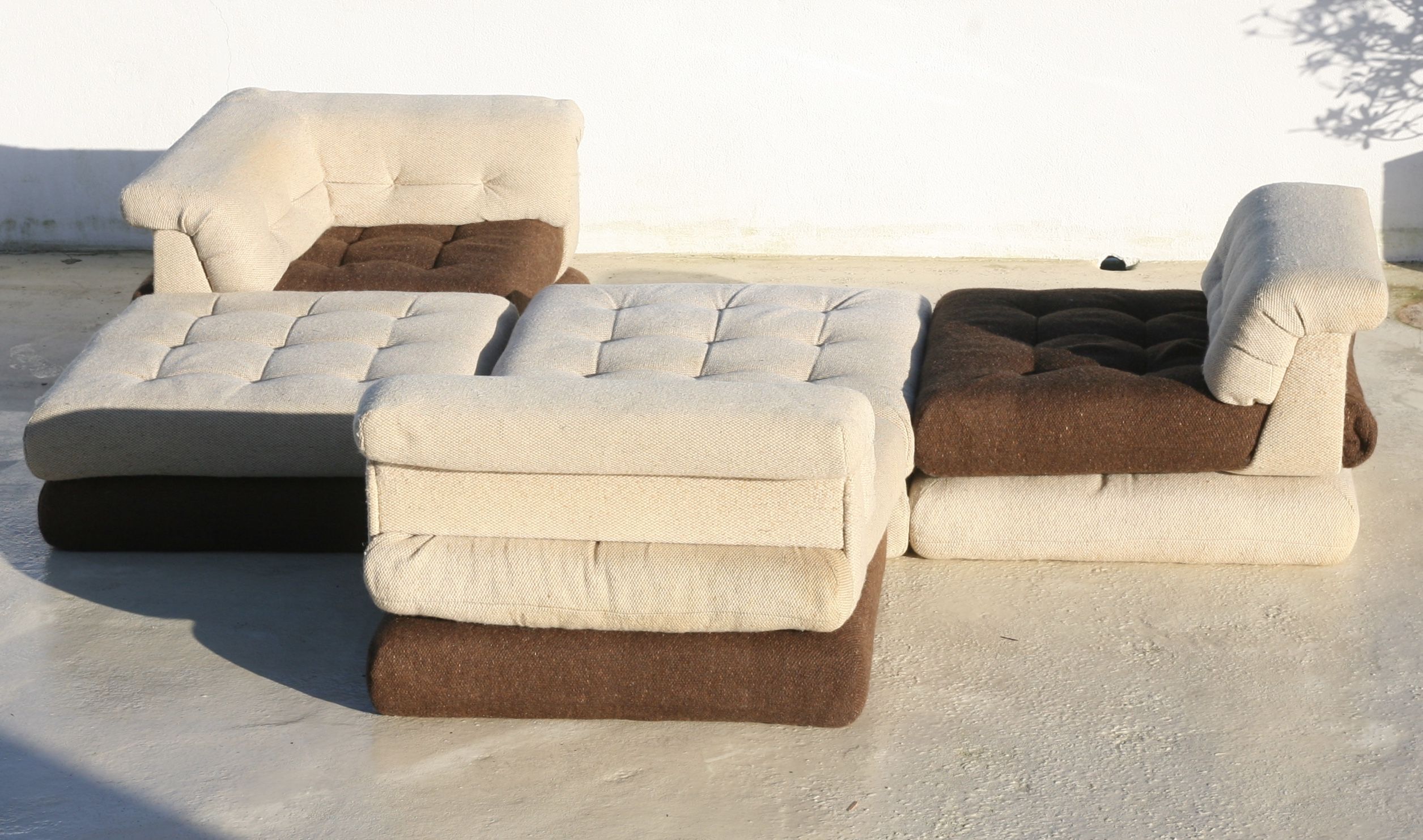 Modular sofa Mah Jong, Hans Hopfer, France, 1971. Roche Bobois Edition.