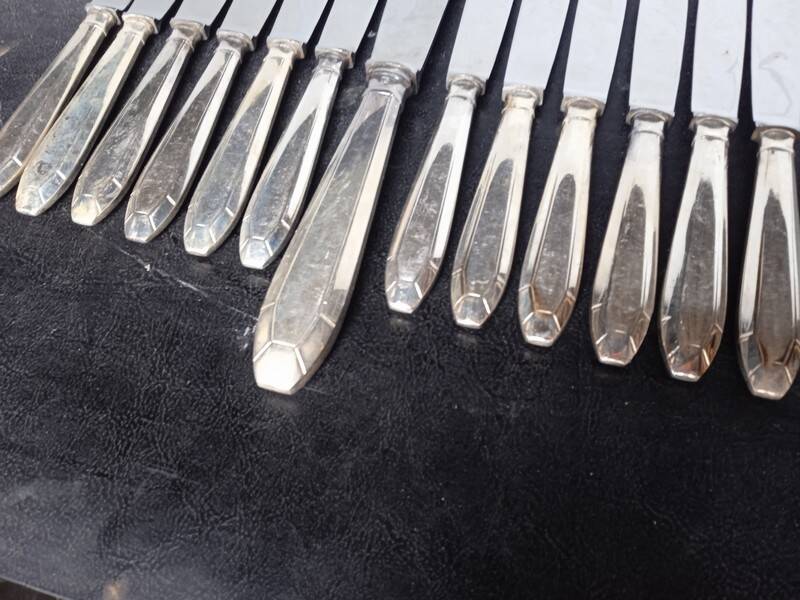 12 + 1 Orbrille knife silver metal art deco period