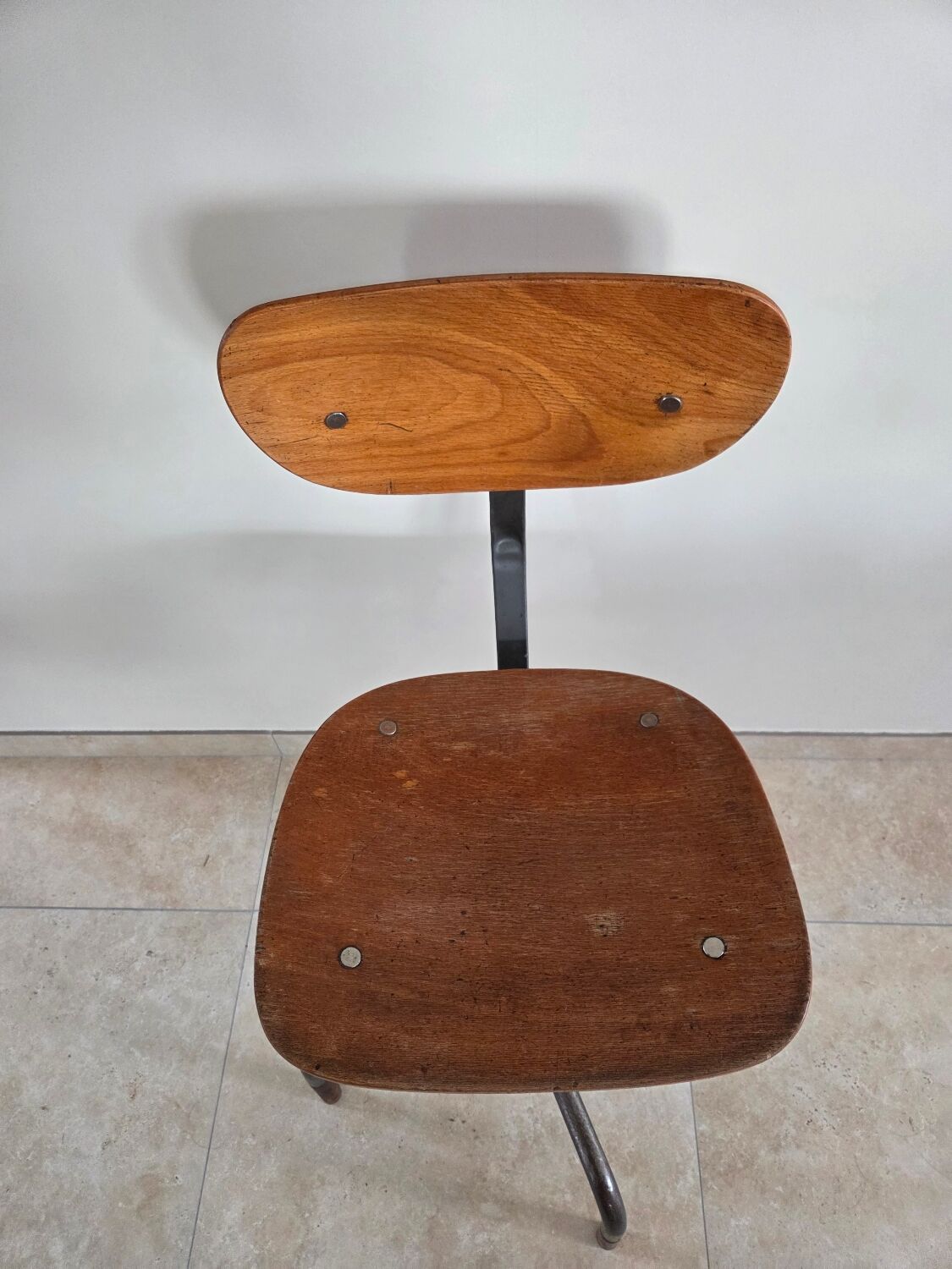 Chaise d'atelier dites d'architecte