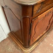 Buffet de stryle Louis XIV en noyer massif XIX siècle
