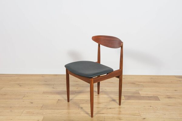 Chaises de salle à manger en teck des années 50 modèle 4507 par Ib Kofod Larsen pour G-Plan.