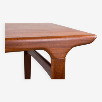 Large Danish Extendable Teak Dining Table 1960 by Johannes Andersen for Uldum Mobelfabrik.