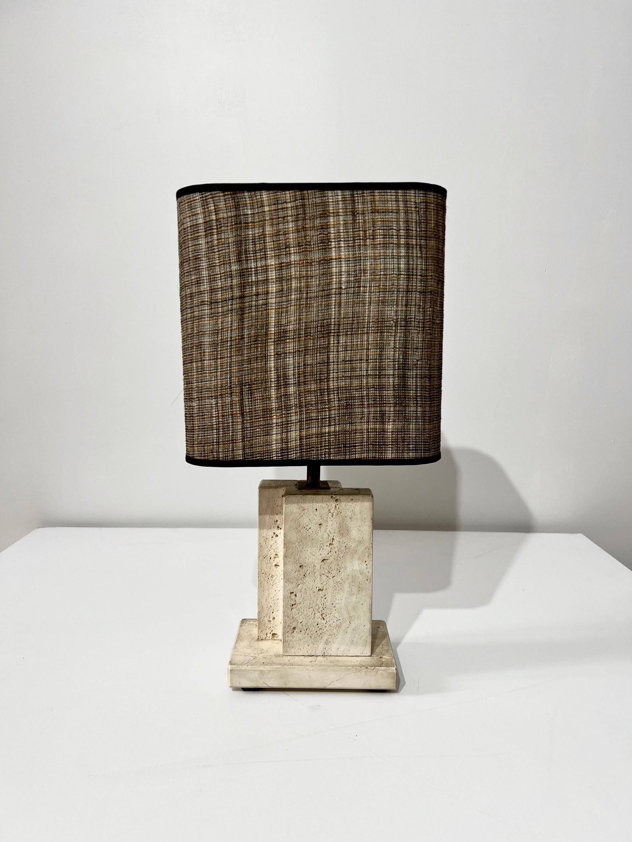 Lampe de table en travertin, 1970