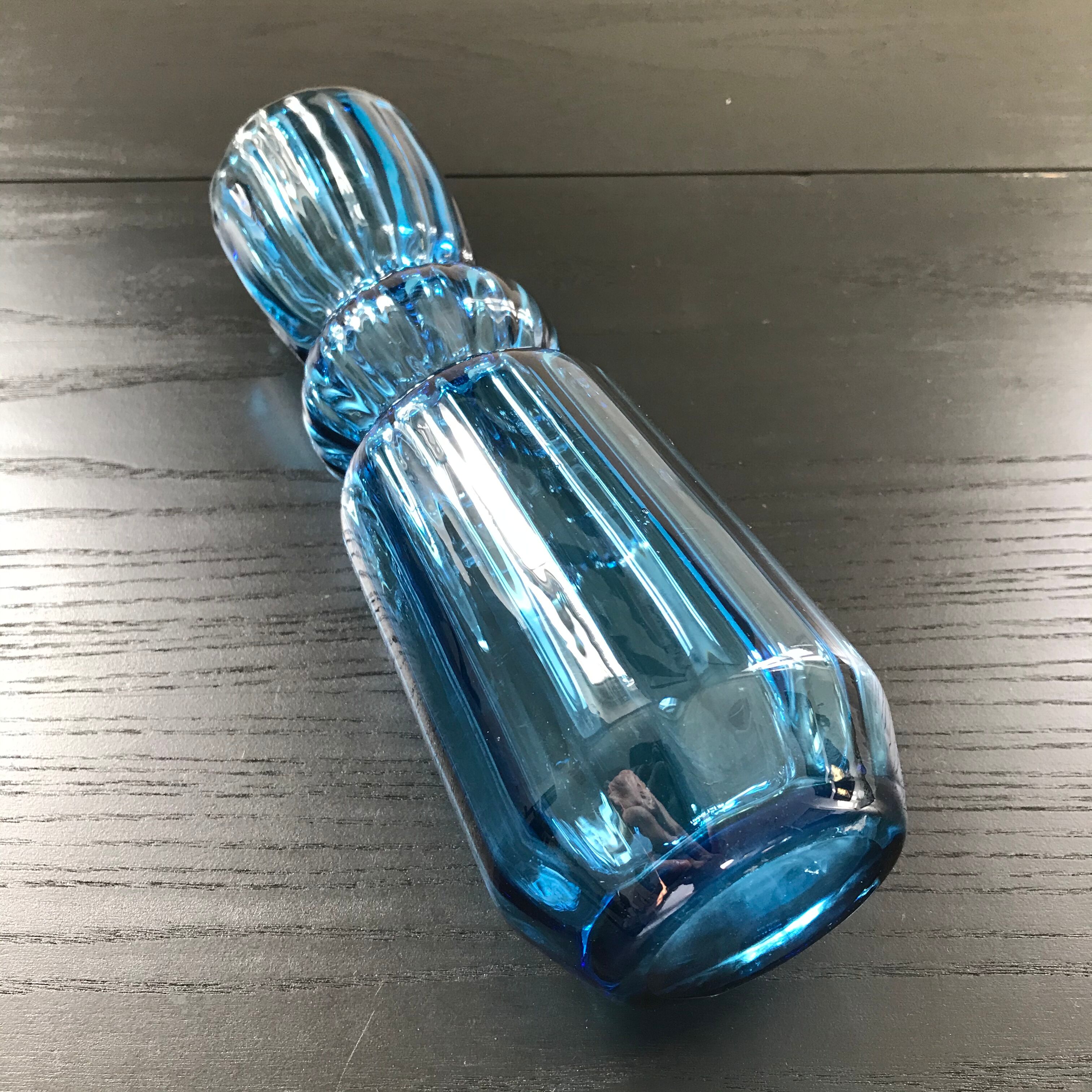 Vase scandinave bleu