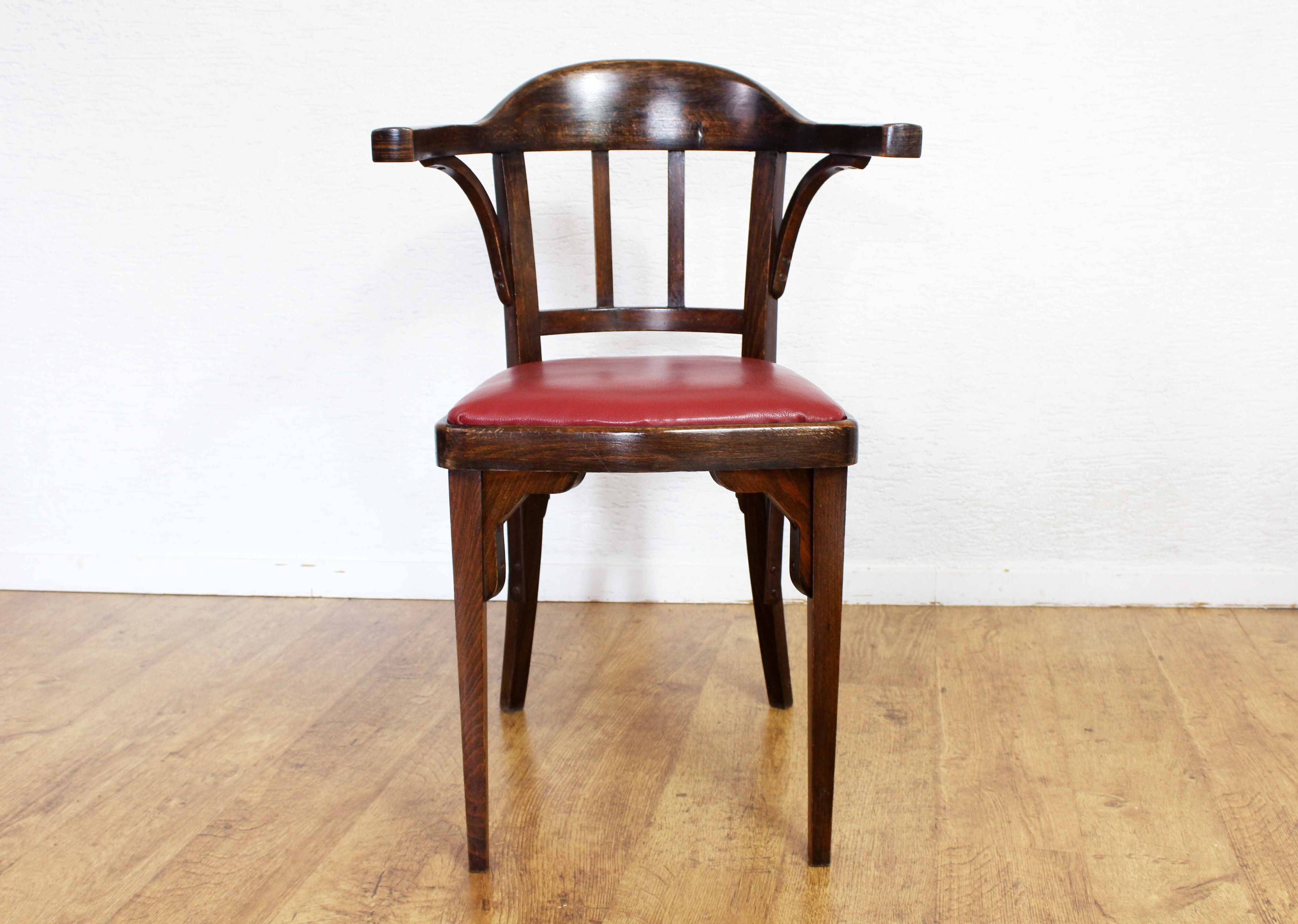 Horgen Glarus bistro armchair