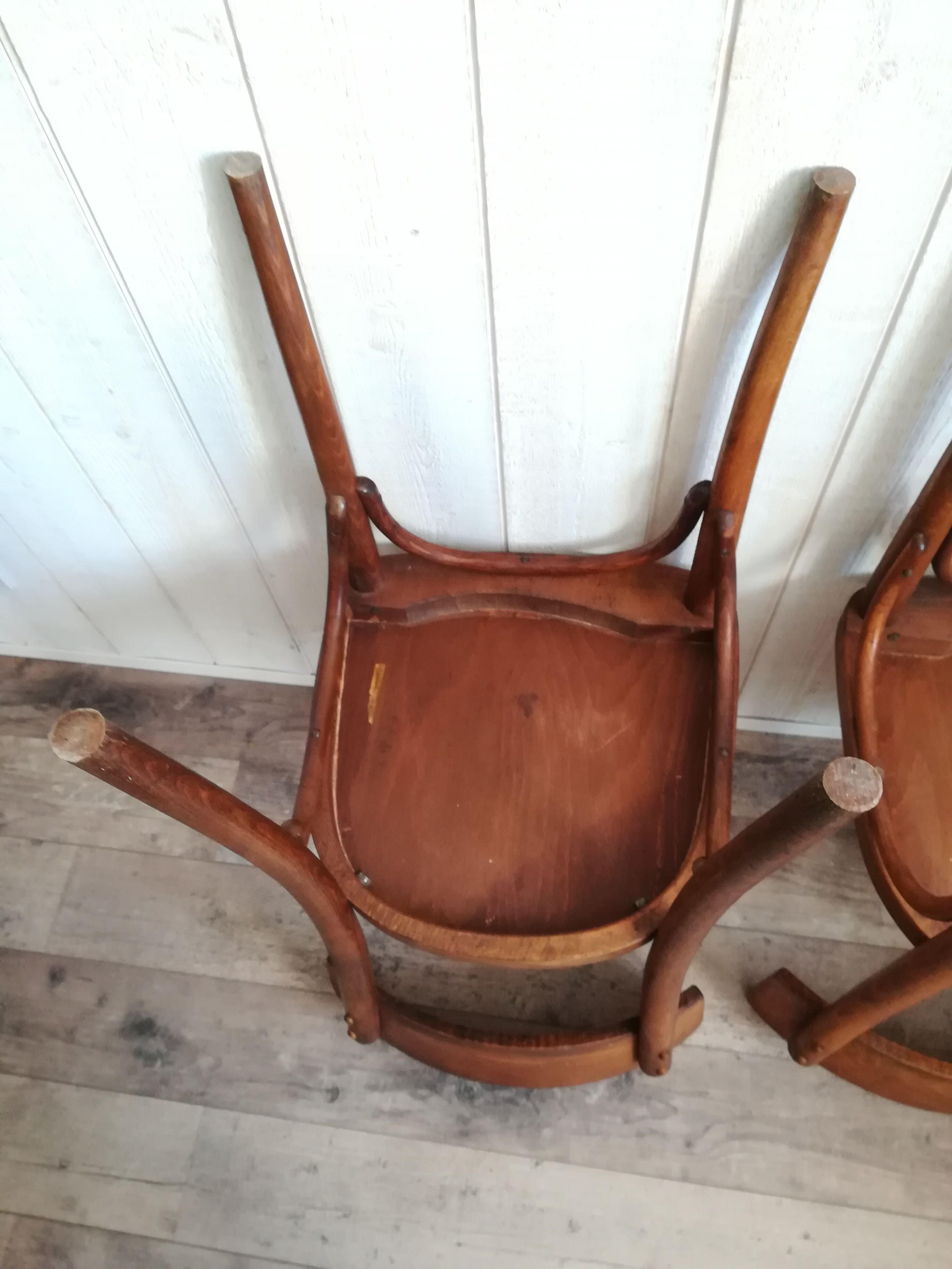 4 Thonet bistro chairs