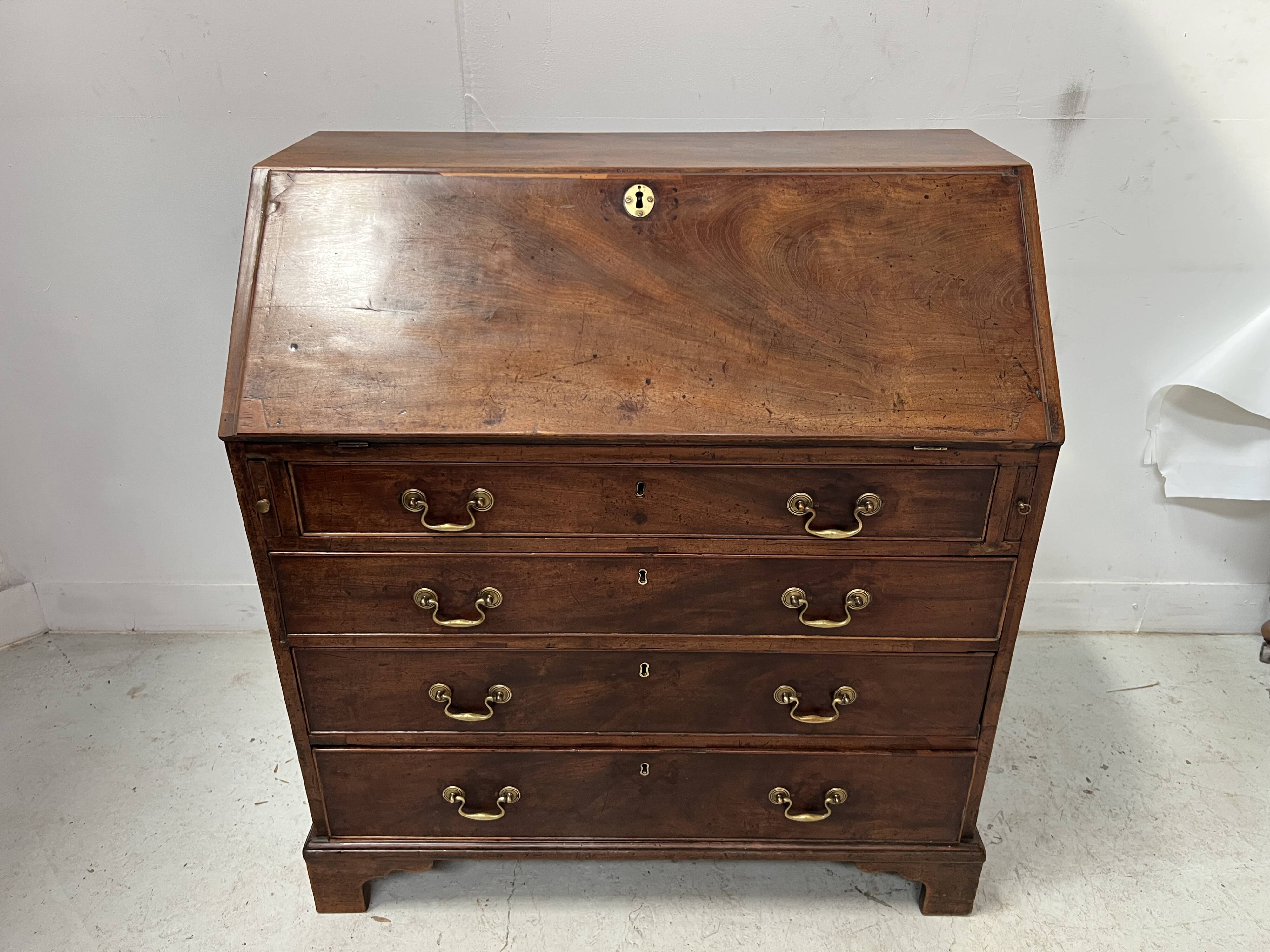 English style mahogany and veneer 19th century slope desk