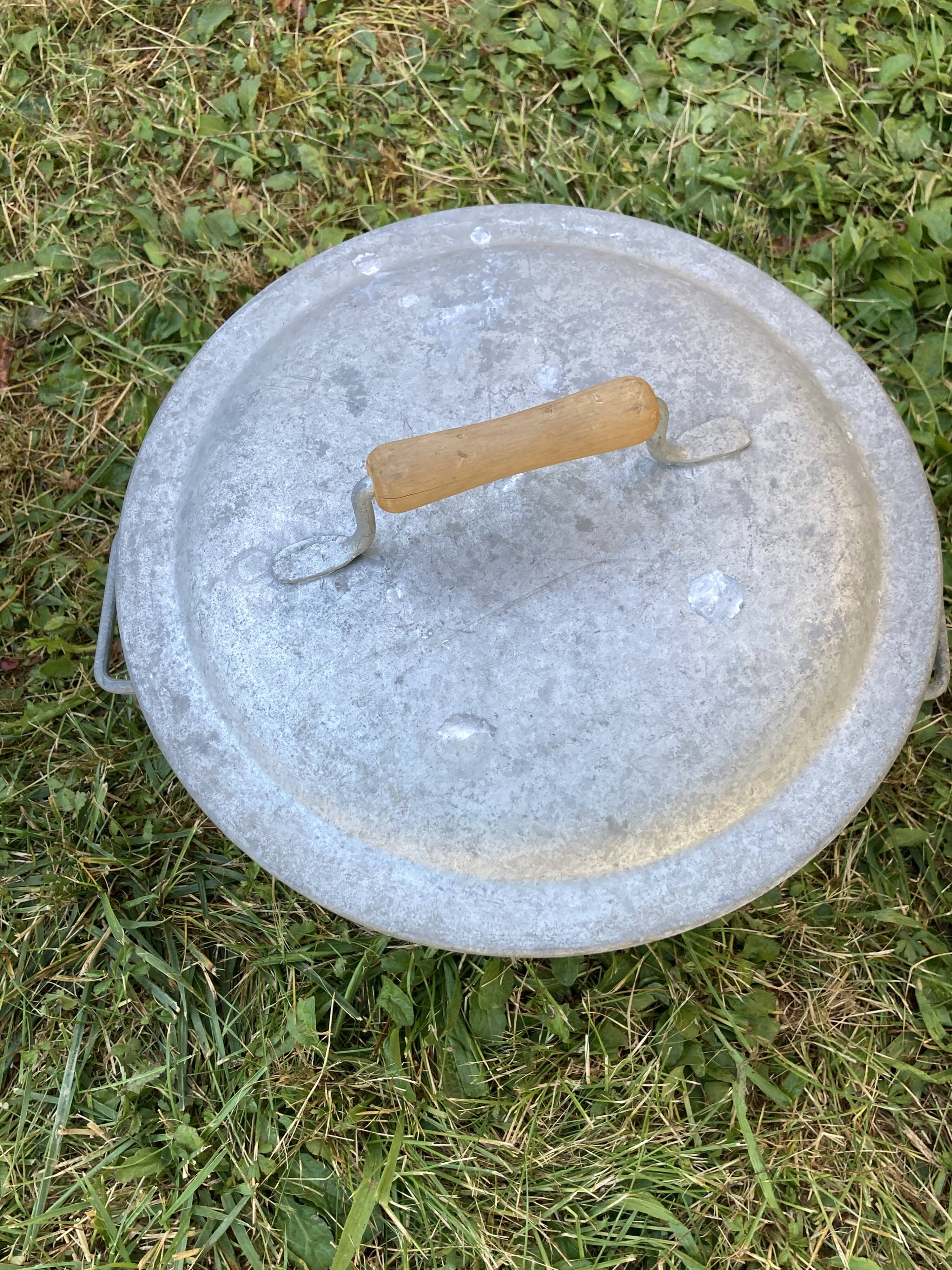 Large zinc jar laundry machine