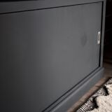 Low workshop furniture