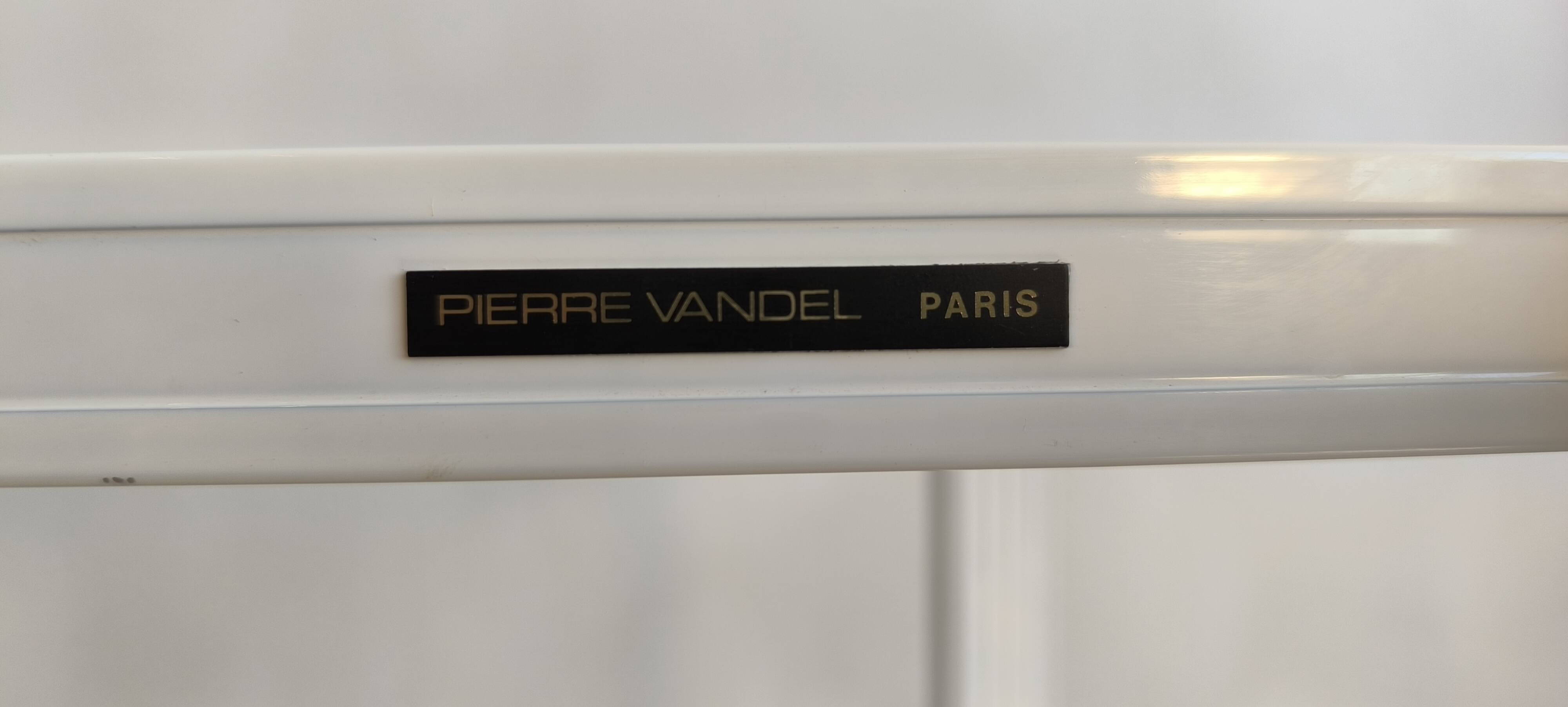 Iconique console à entretoise signée Pierre Vandel Paris