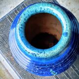 Glazed ceramic pot
