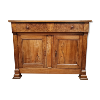 Empire period buffet in walnut with blond patina circa 1810-1820