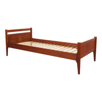 Teak bed, Danish design, 1970s, production: Denmark