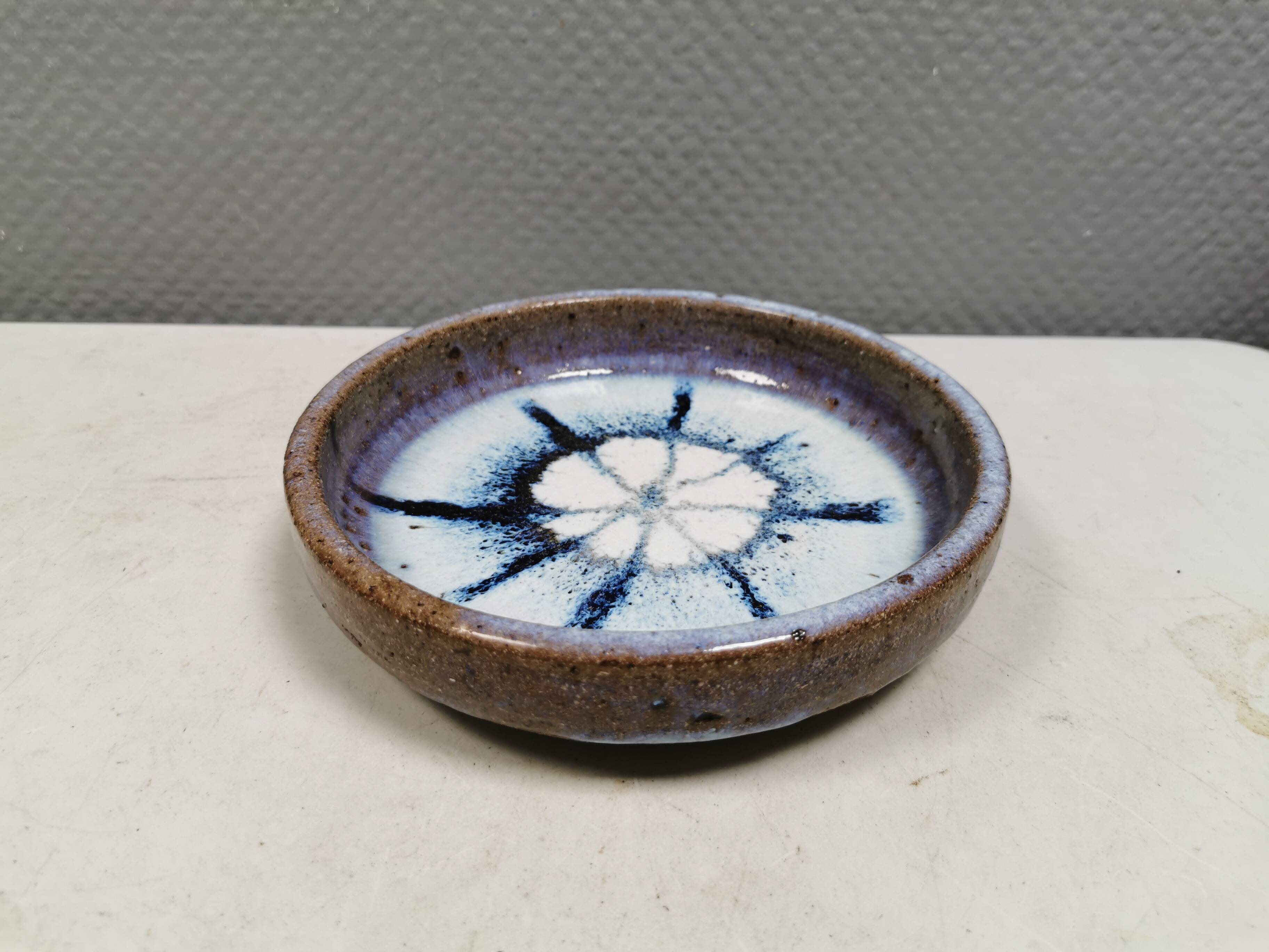 Dish/bowl by Harry Vincent Andersen, Denmark, 1970s.
