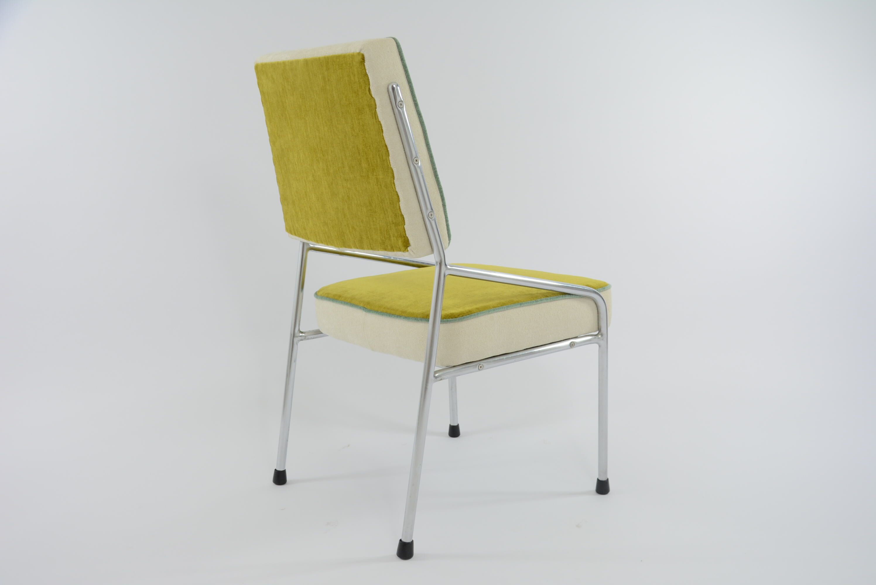 Tricolor chrome armchair