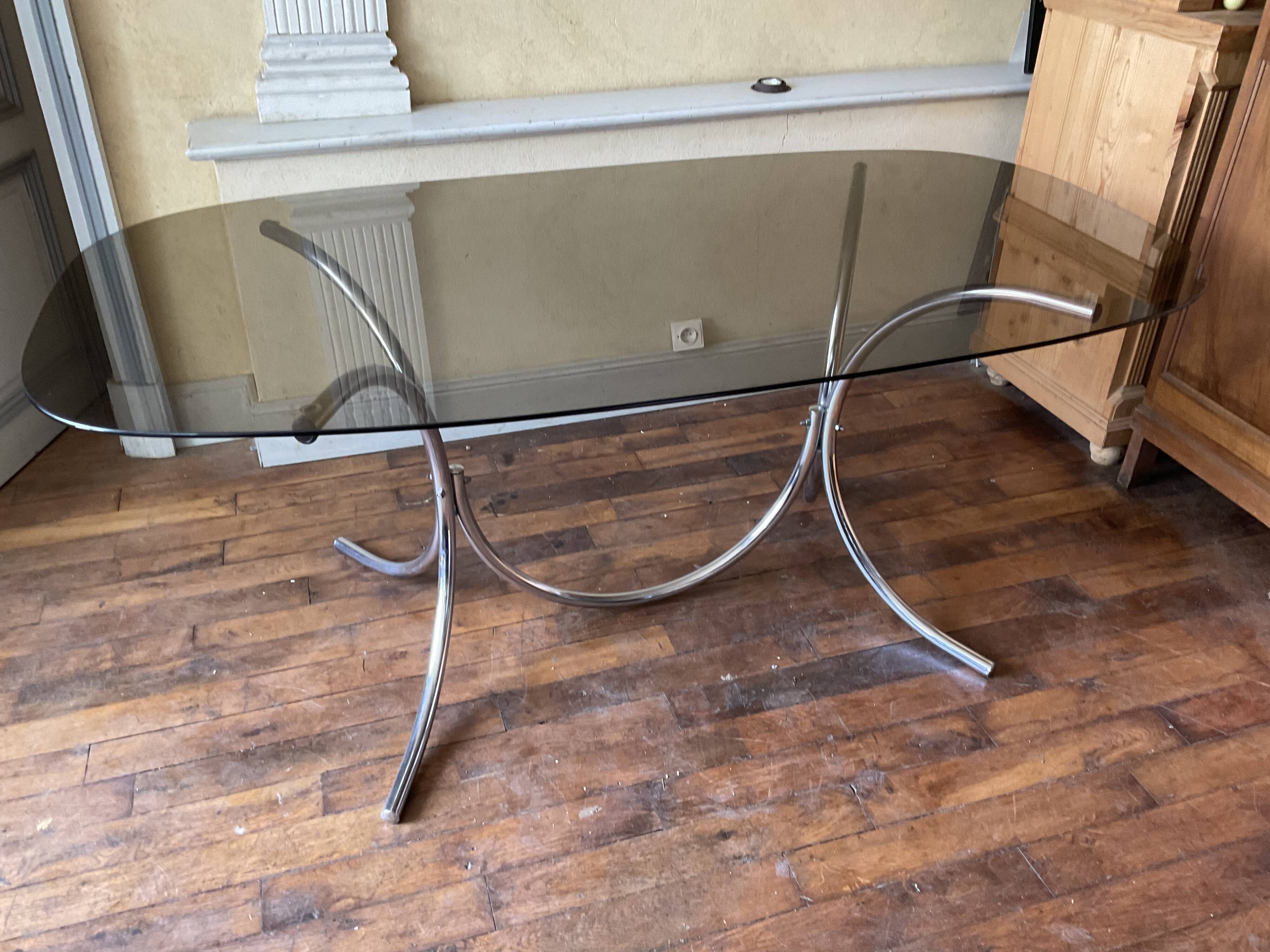 Living room table in smoked glass and vintage metal