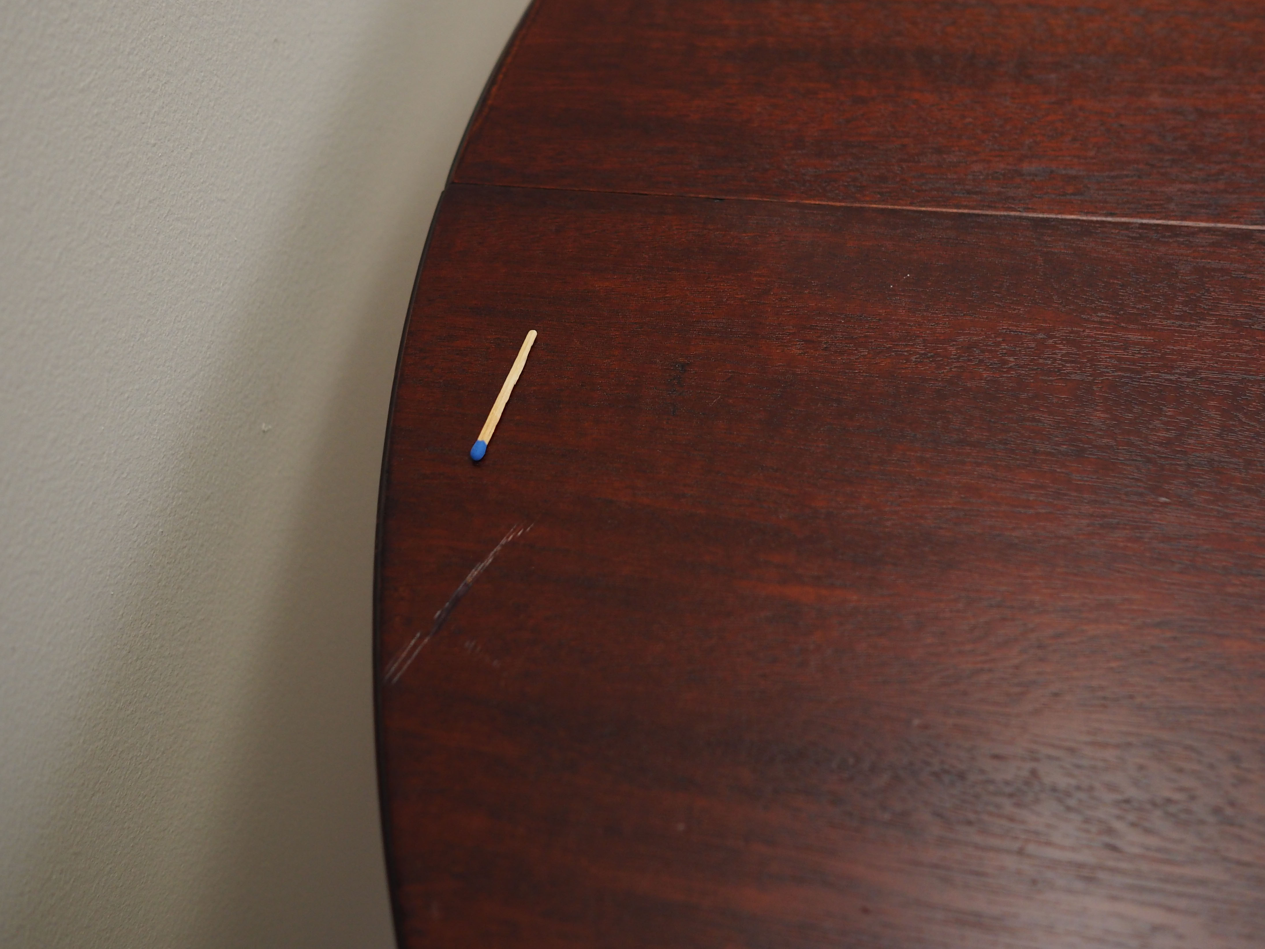 Round mahogany table, Danish design, 1970s, production: Denmark