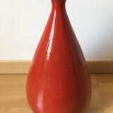 Contemporary ceramics in the shape of a jar
