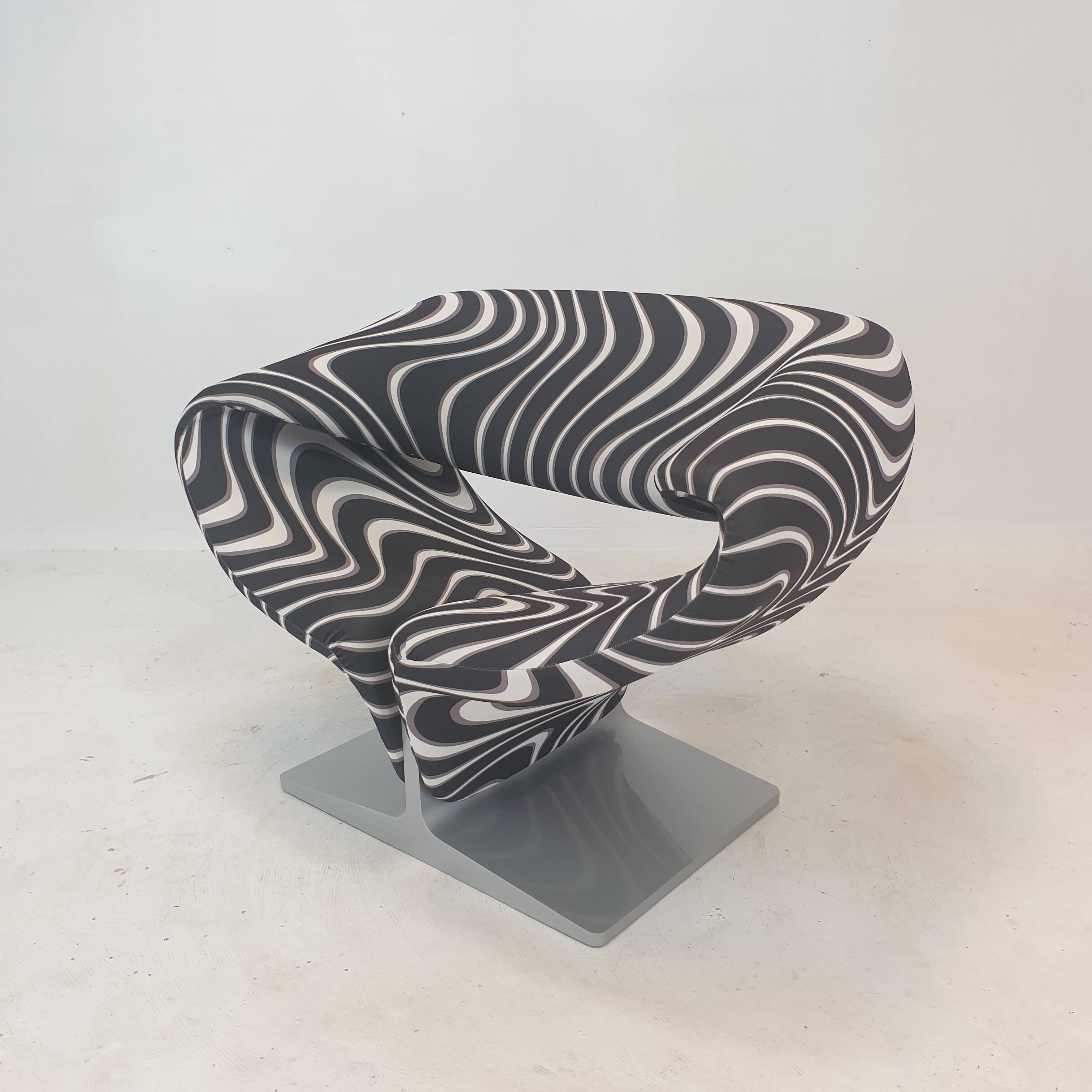 Ribbon Chair With Ottoman by Pierre Paulin for Artifort, 1990's