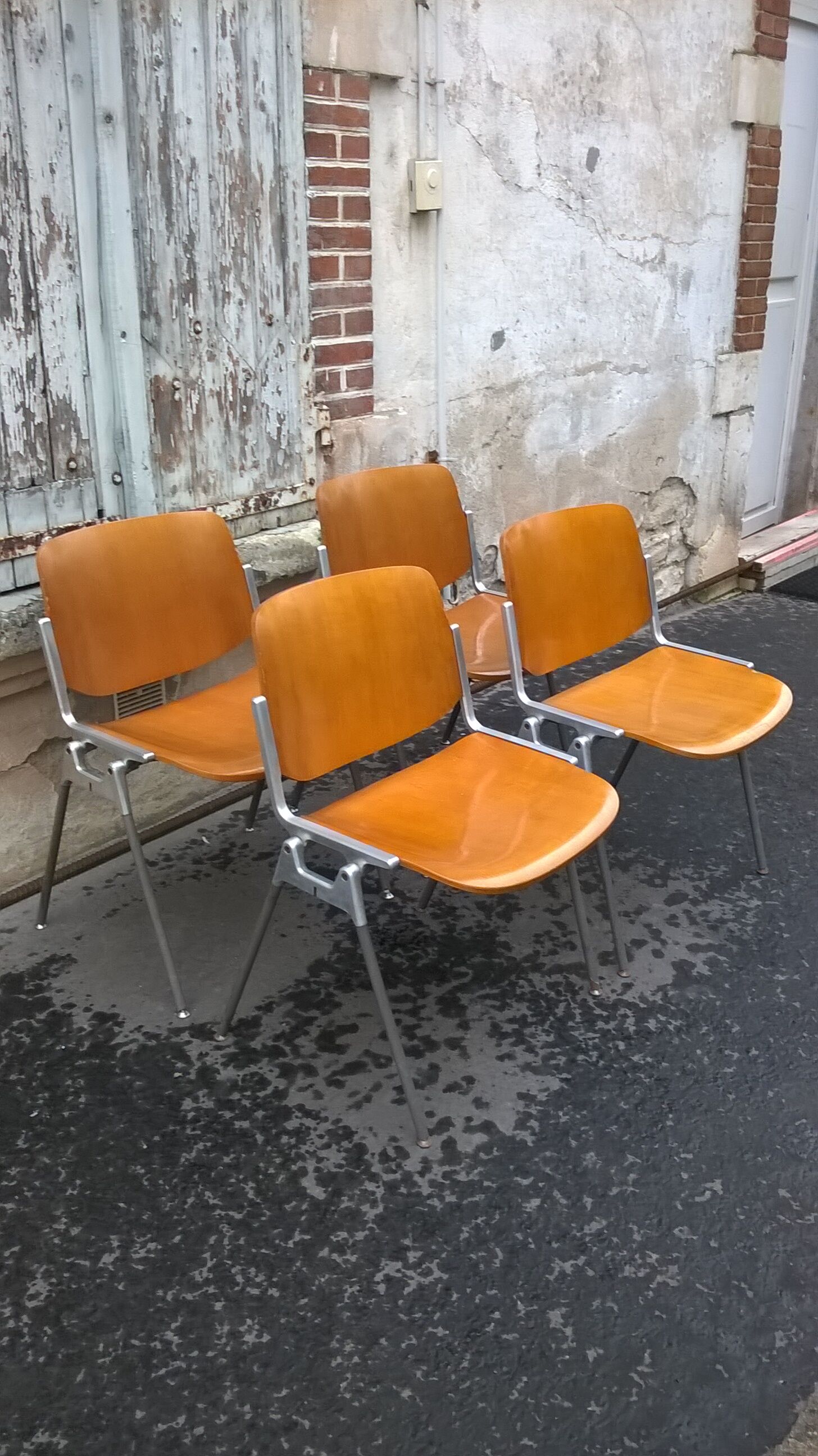 Giancarlo Piretti chairs 1970