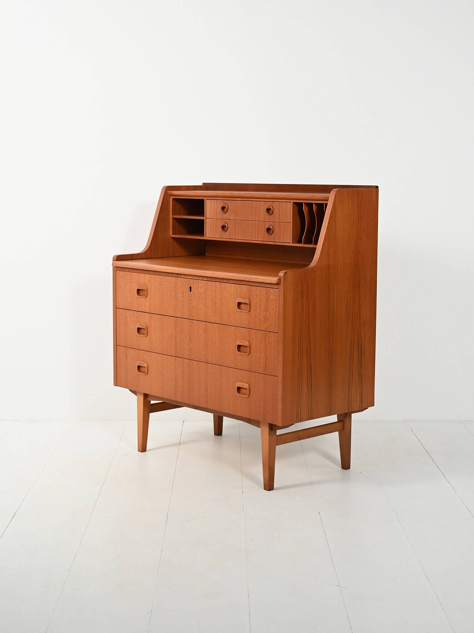 Secrétaire scandinave avec étagère escamotable, années 1960