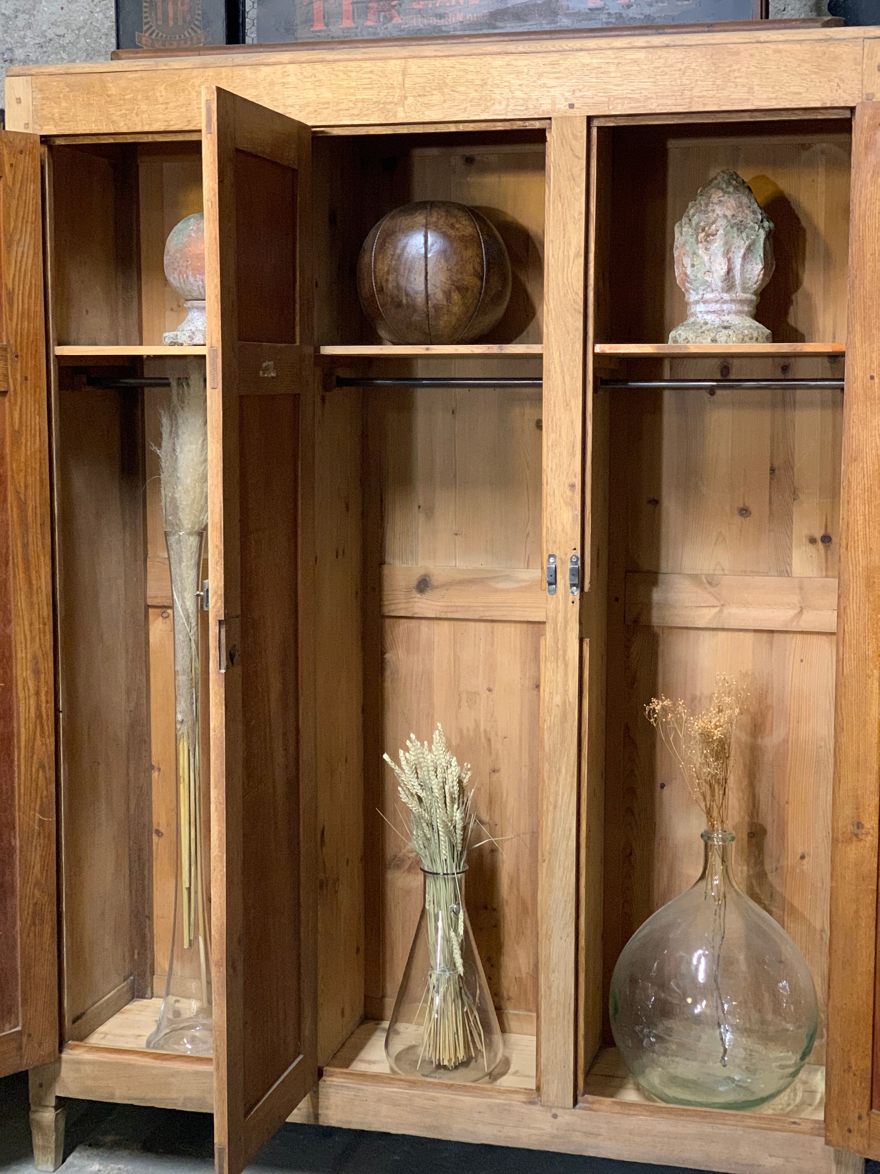 Old industrial cloakroom 1910 in oak and enamelled plate