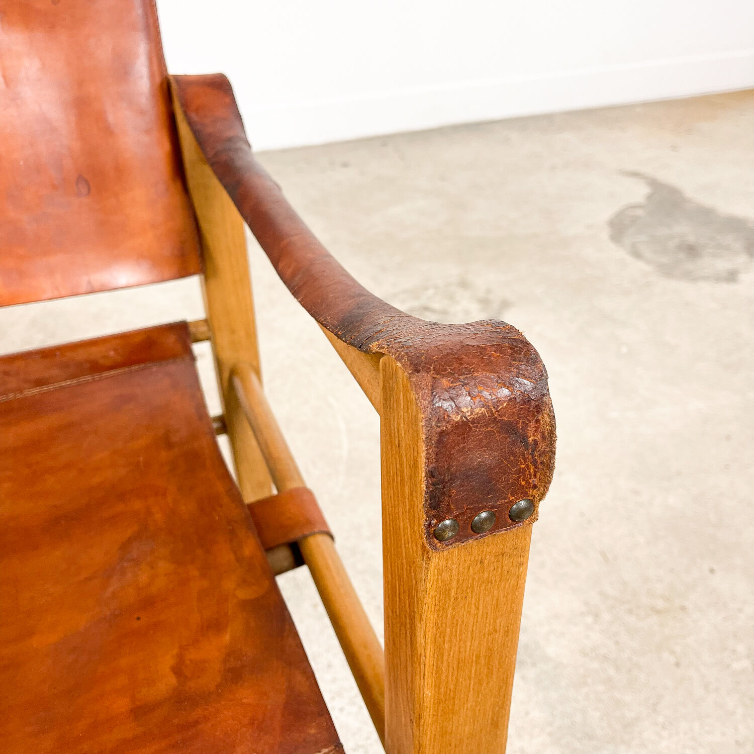 Vintage danish design cognac leather safari chair
