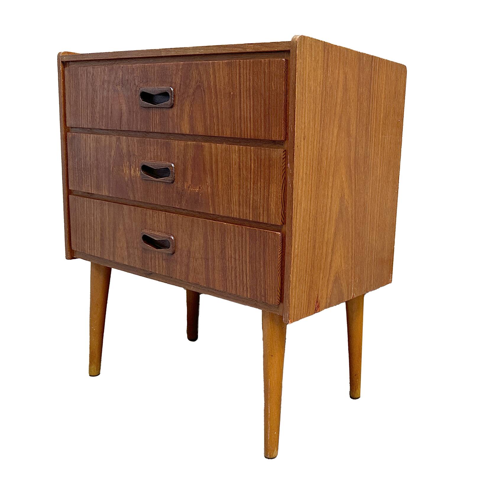 Small Danish chest with 3 drawers in teak finer