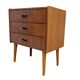 Petite commode danoise à 3 tiroirs en teck fin