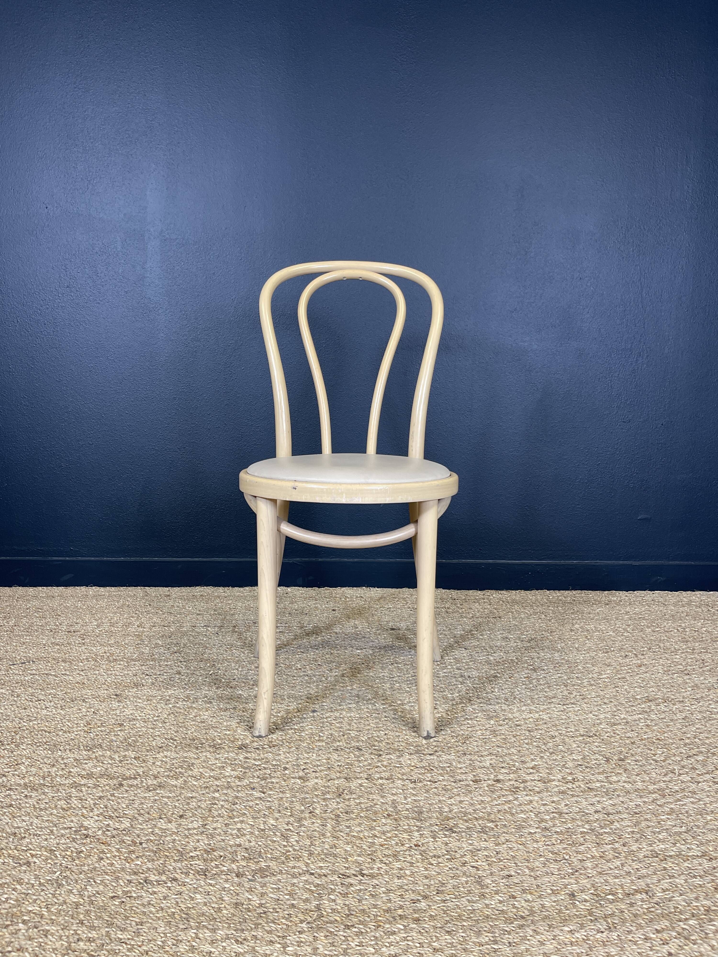 Set of 12 bistro chairs in light curved wood & skai GO IN Germany