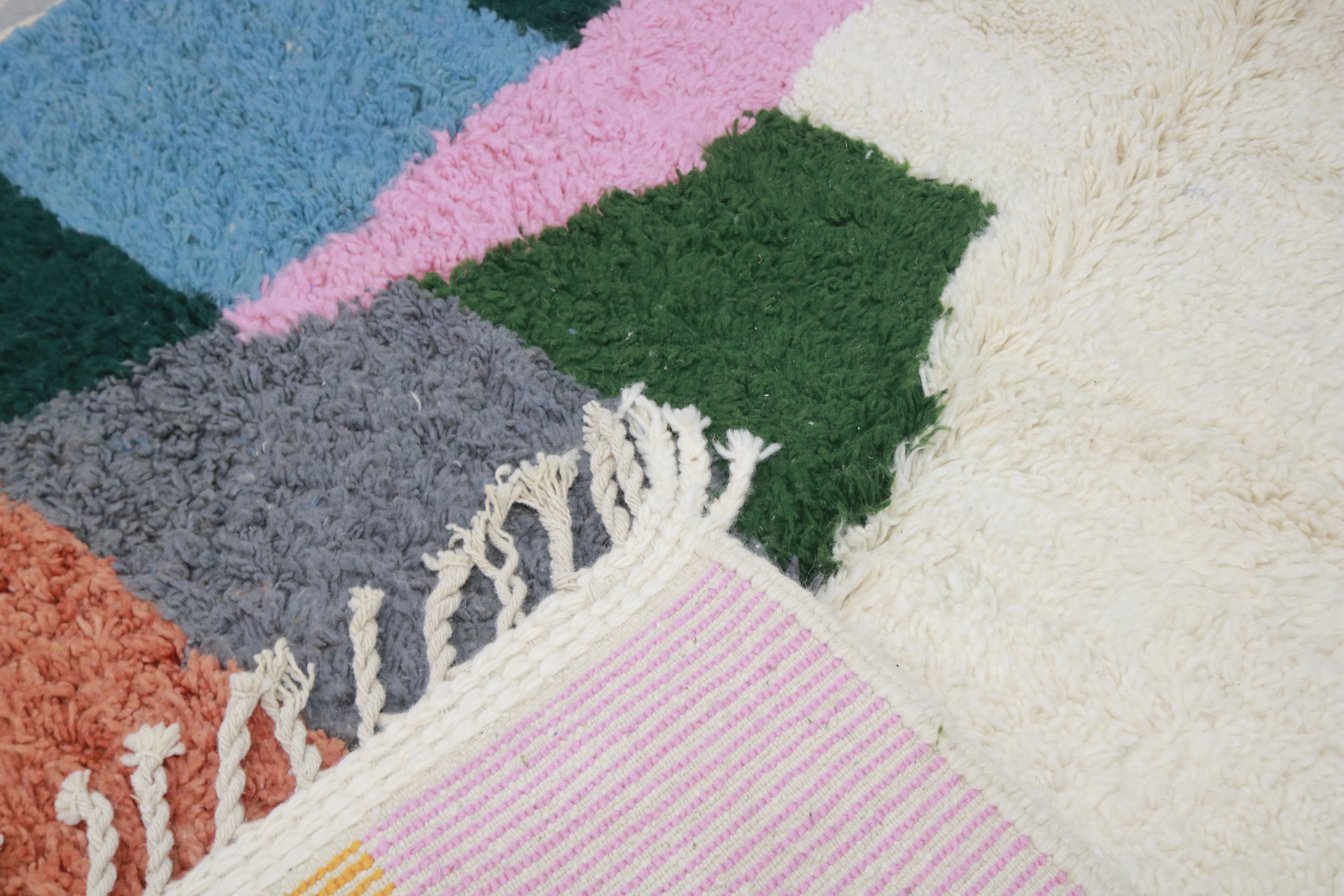 Large Azilal rug 305×200 cm – Colourful geometric and abstract design, GO-967
