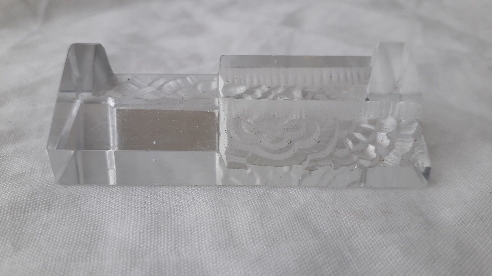 12 Art Deco style knife holders