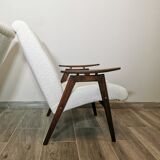 Paire de fauteuils par Jaroslav Smidek restaurés