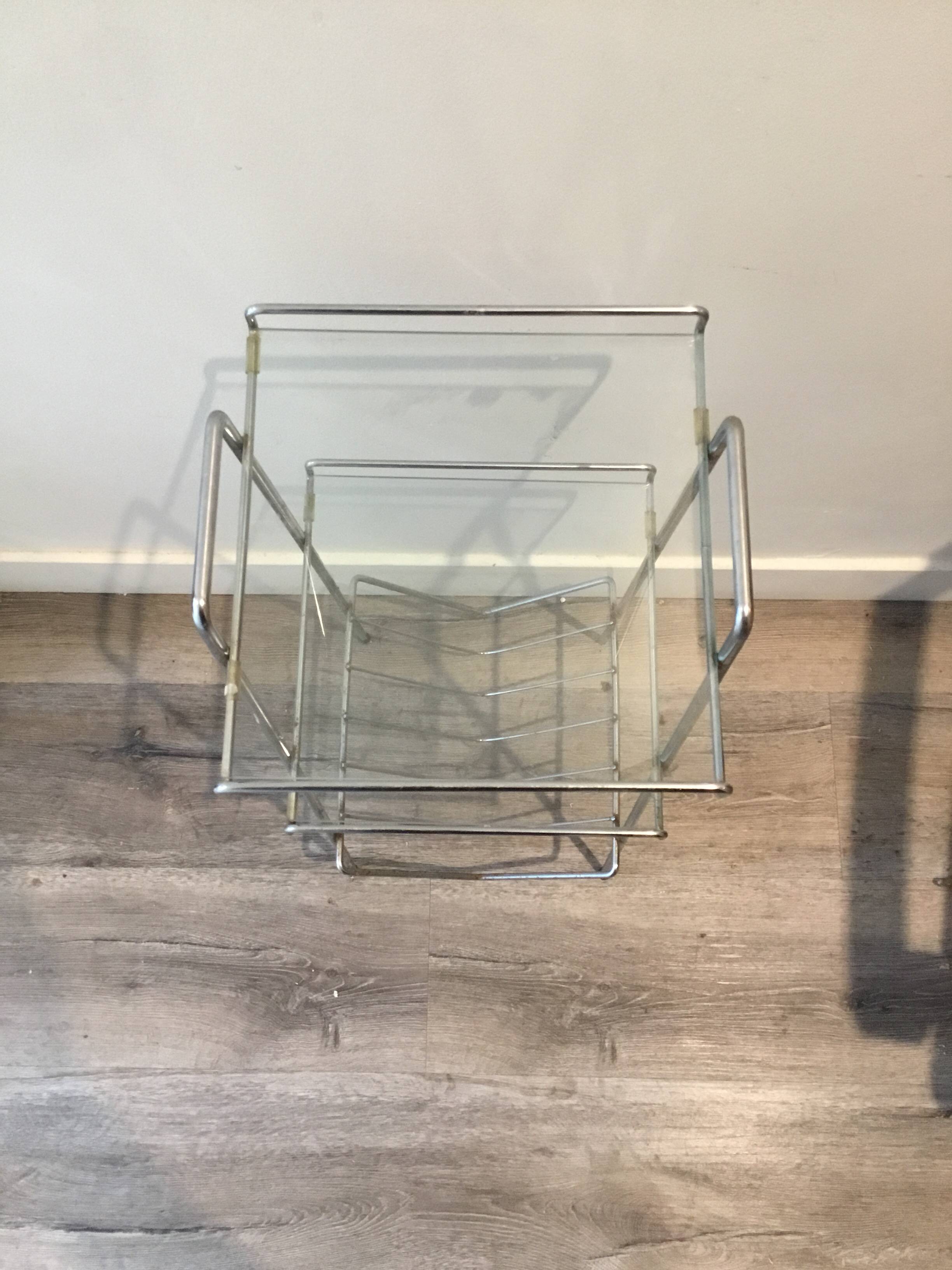 Chrome and glass side table. 1970. Space age.