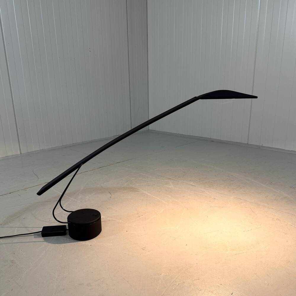 Dove desk lamp Mario Barbaglia & Marco Colombo, Italy