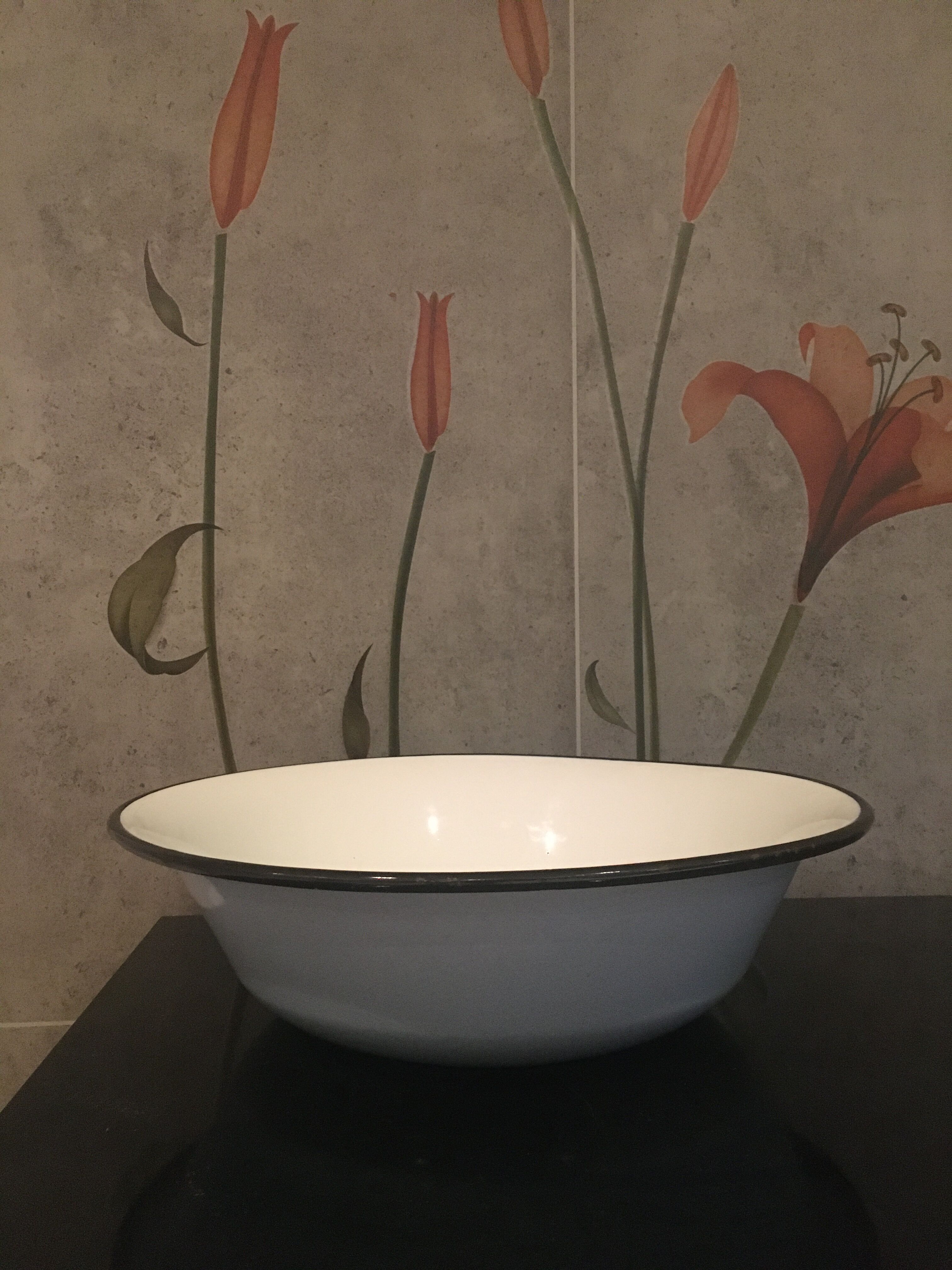 Light blue enamelled sheet metal basin