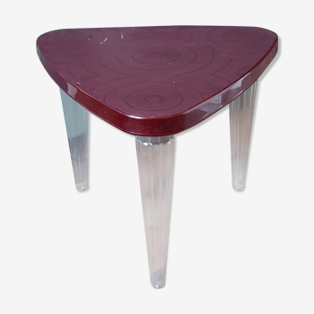 Table d’appoint par la designer Maria VinkaIkea pour Ikea