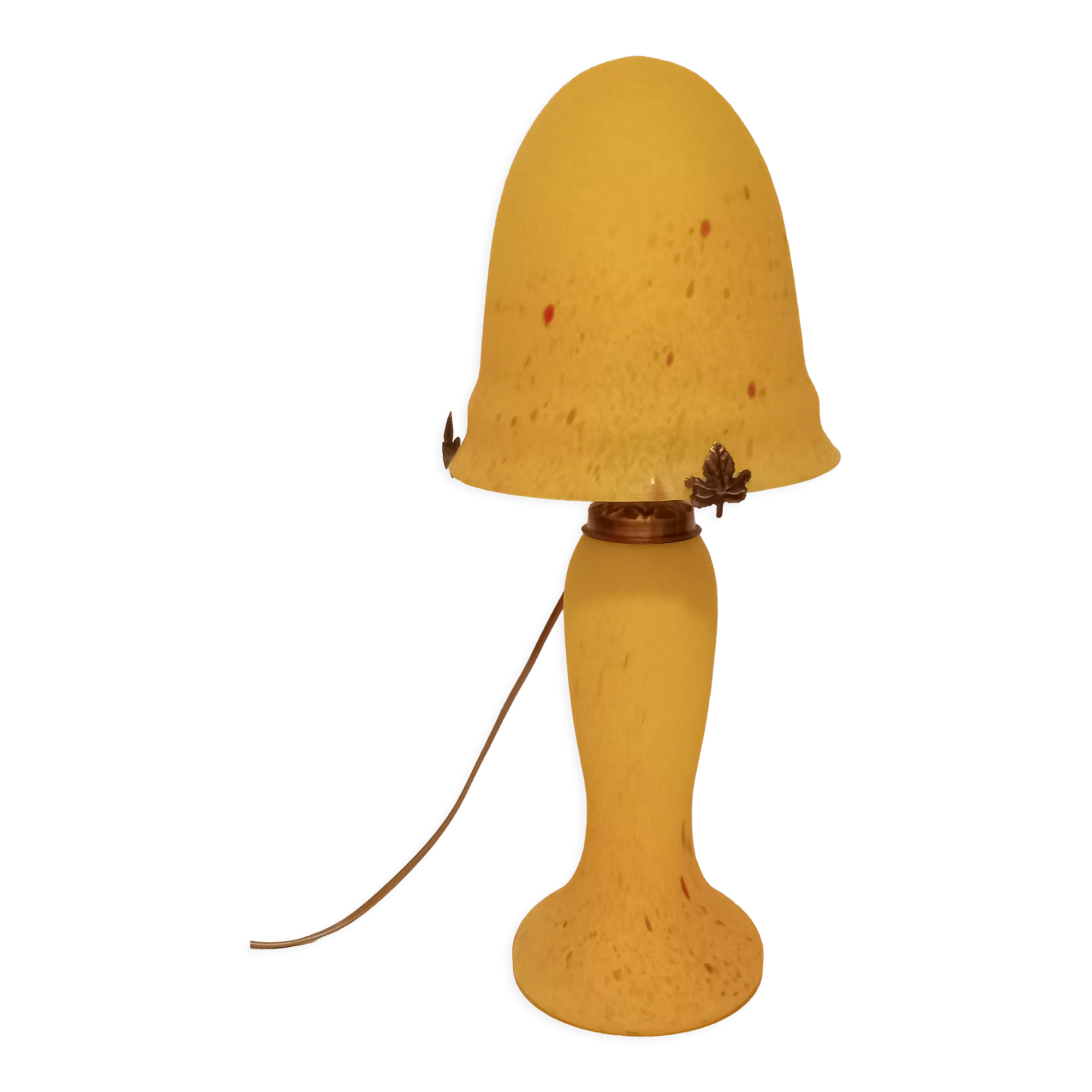 Mushroom lamp yellow glass paste spotted red