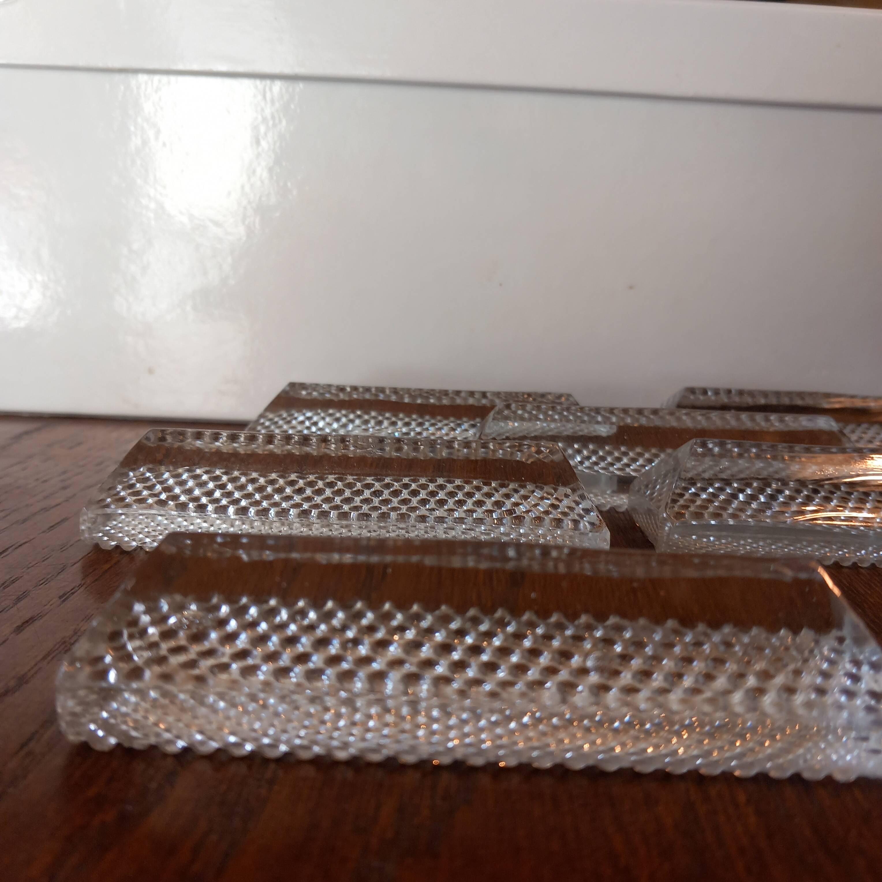 6 glass knife holders