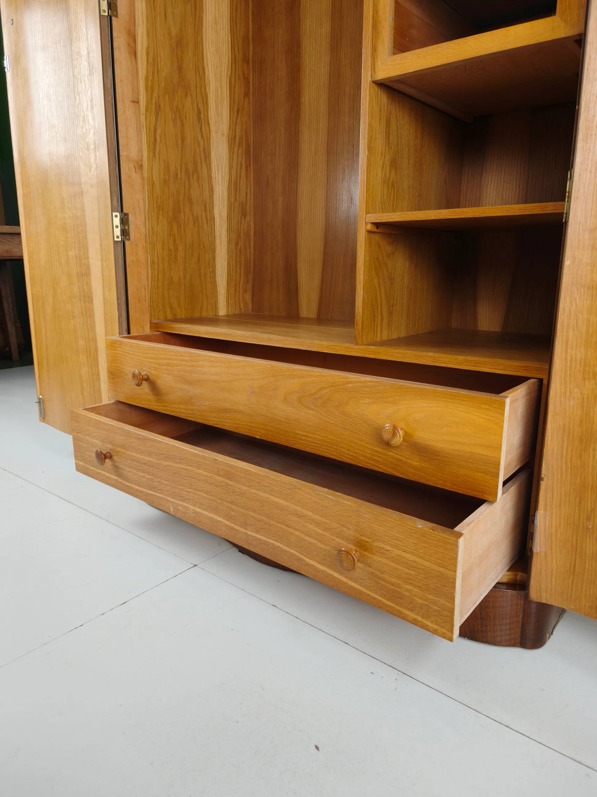 Superb English Art Deco wardrobe in burr walnut – 1930s