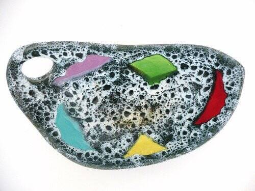 Magnificent ceramic fruit bowl from the 1950s Vintage Rockabilly.